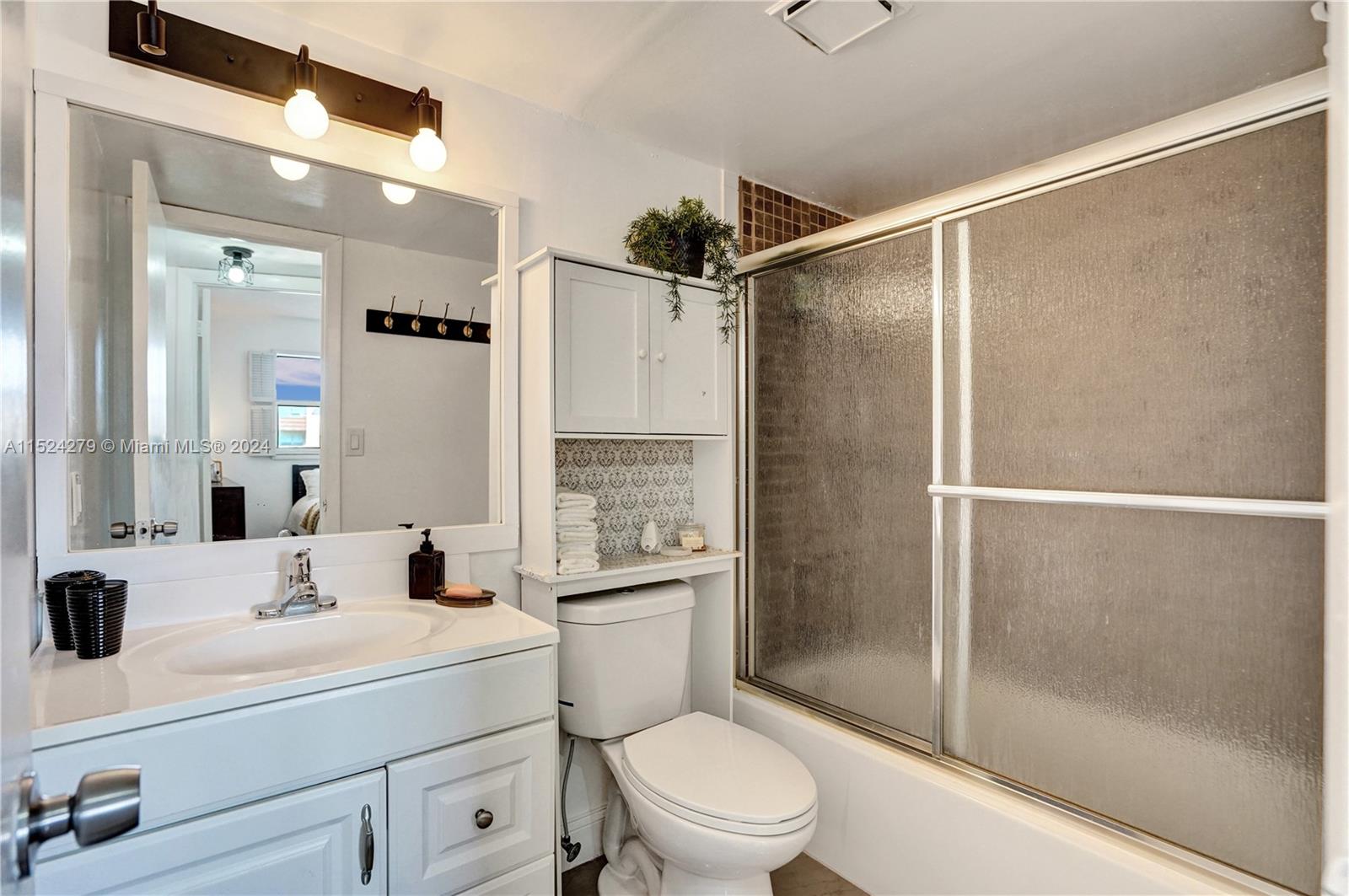 8881 Sunrise Lakes Blvd 210, Sunrise, Florida 33322, 2 Bedrooms Bedrooms, ,2 BathroomsBathrooms,Residential,For Sale,8881 Sunrise Lakes Blvd 210,A11524279