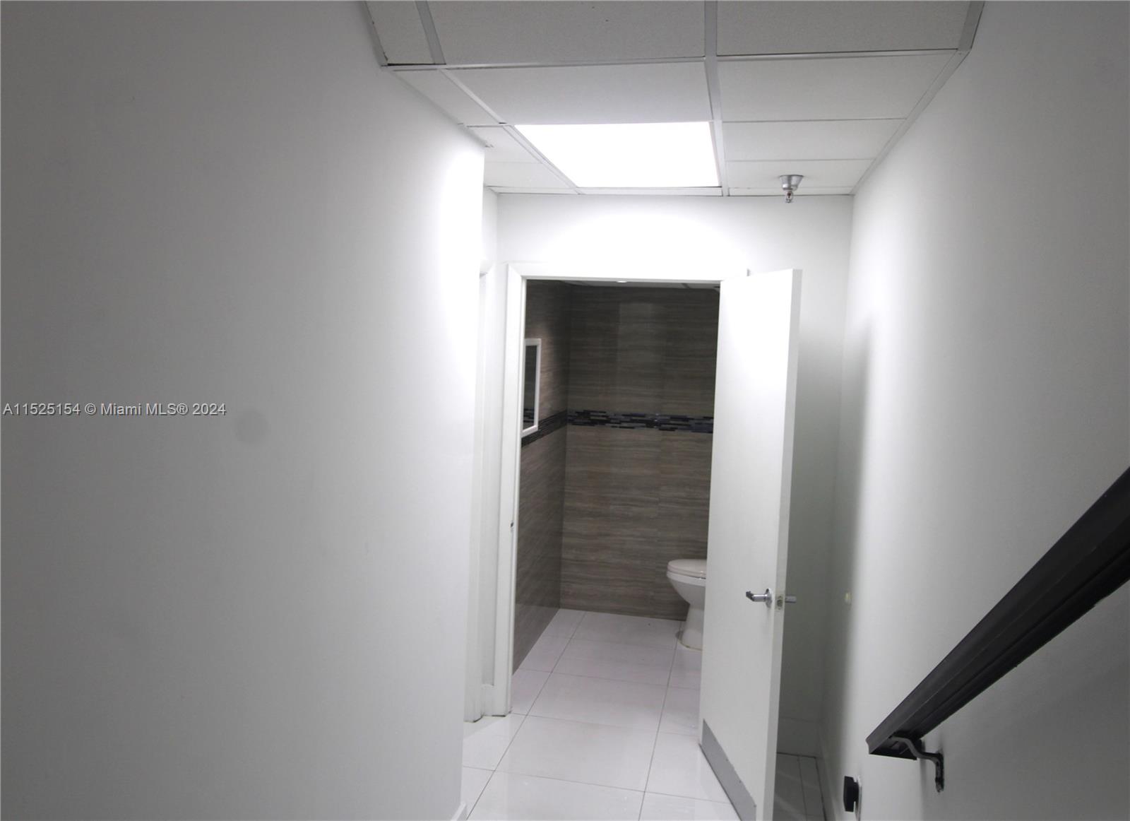 2704 NW 112th Ave 2704, Doral, Florida 33172, ,Commerciallease,For Rent,2704 NW 112th Ave 2704,A11525154