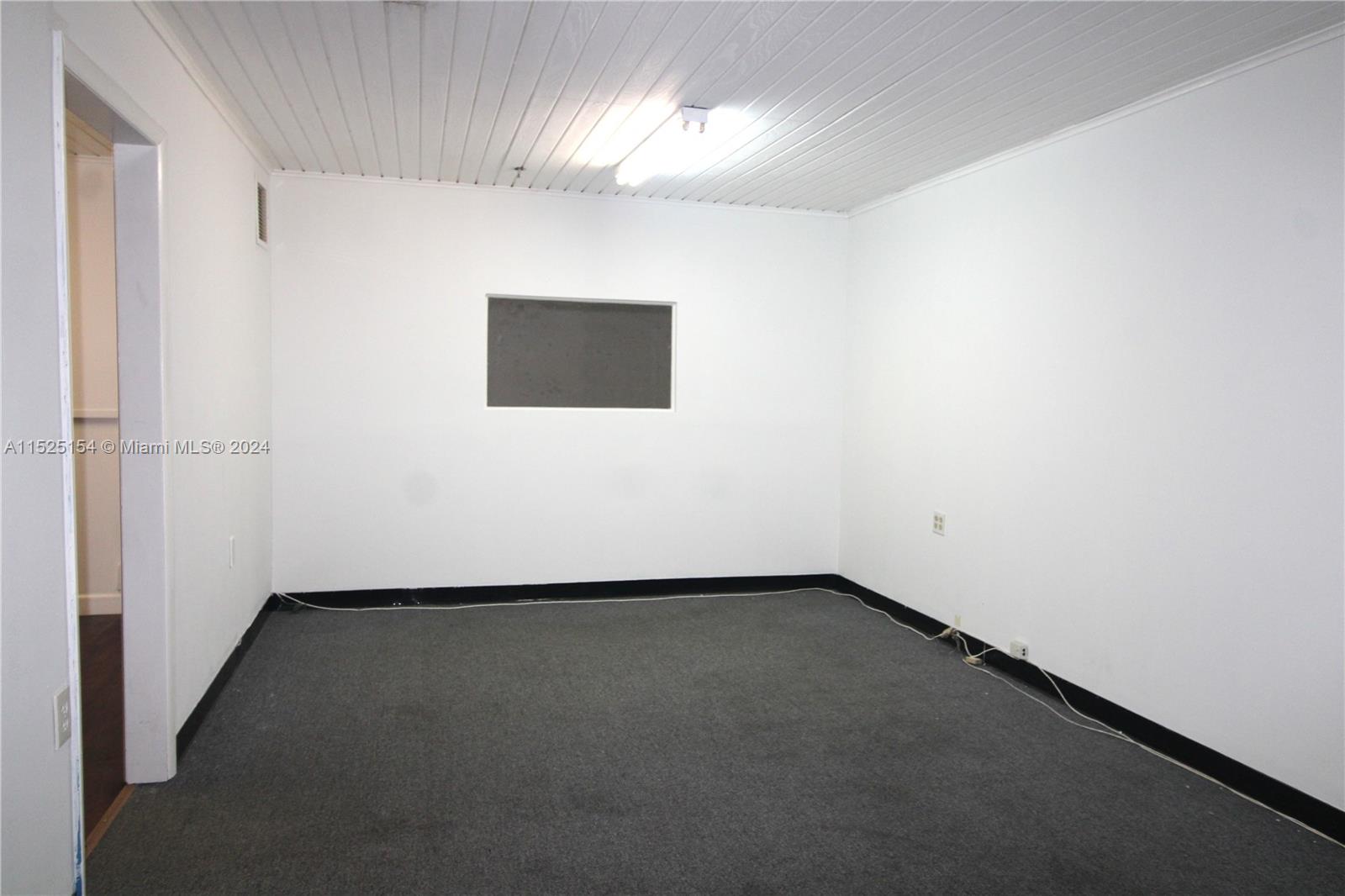 2704 NW 112th Ave 2704, Doral, Florida 33172, ,Commerciallease,For Rent,2704 NW 112th Ave 2704,A11525154
