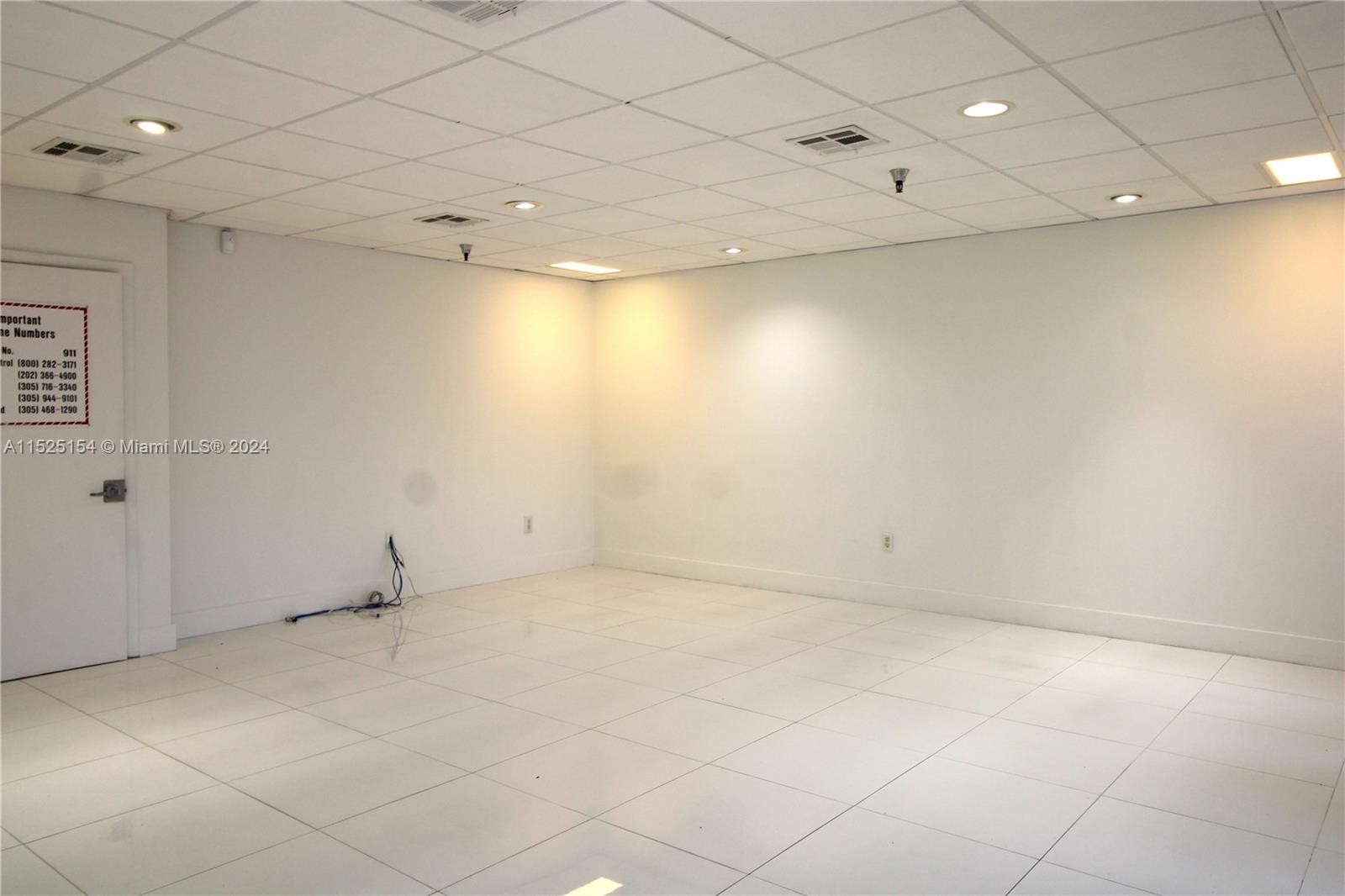 2704 NW 112th Ave 2704, Doral, Florida 33172, ,Commerciallease,For Rent,2704 NW 112th Ave 2704,A11525154