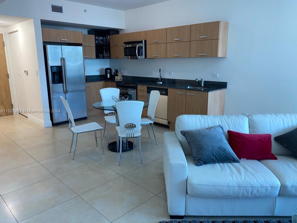 350 S Miami Ave 3312, Miami, Florida 33130, 1 Bedroom Bedrooms, ,1 BathroomBathrooms,Residentiallease,For Rent,350 S Miami Ave 3312,A11525204