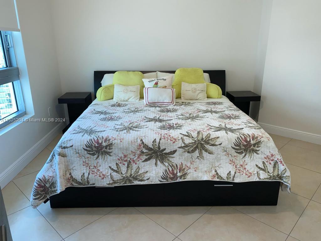 350 S Miami Ave 3312, Miami, Florida 33130, 1 Bedroom Bedrooms, ,1 BathroomBathrooms,Residentiallease,For Rent,350 S Miami Ave 3312,A11525204