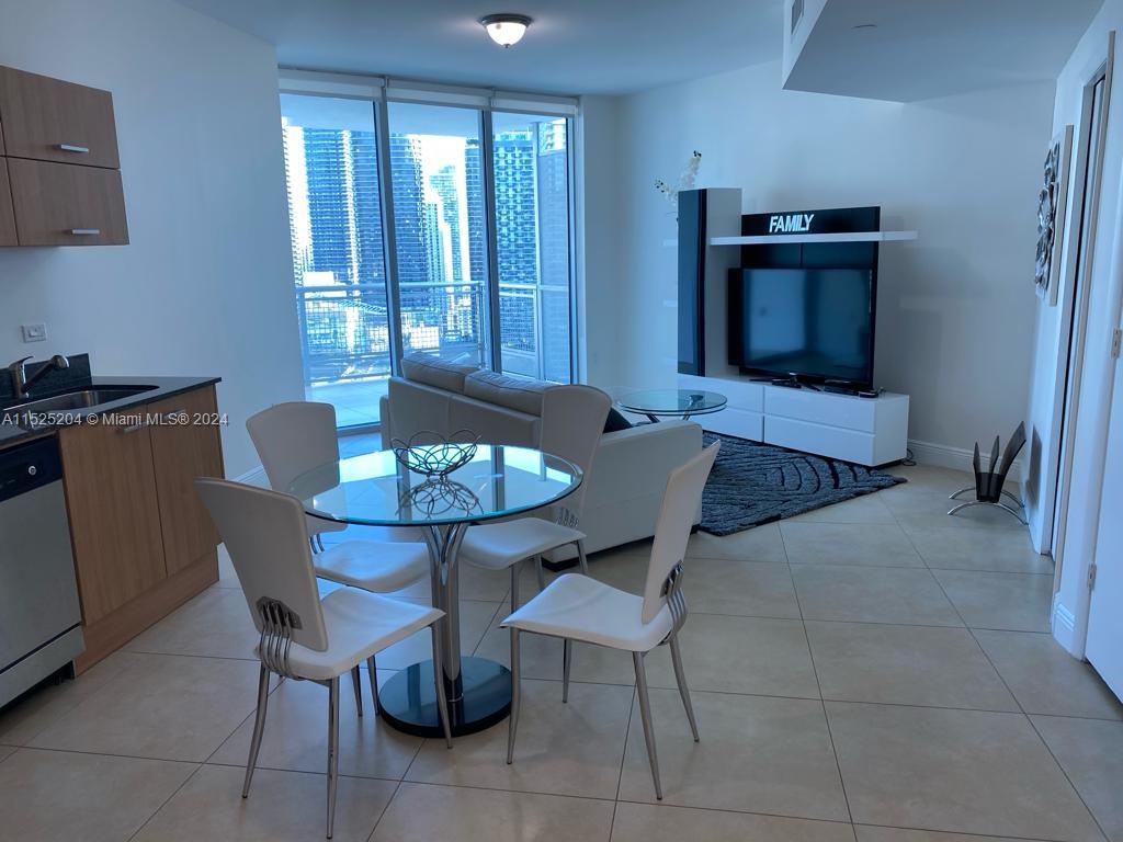 350 S Miami Ave 3312, Miami, Florida 33130, 1 Bedroom Bedrooms, ,1 BathroomBathrooms,Residentiallease,For Rent,350 S Miami Ave 3312,A11525204