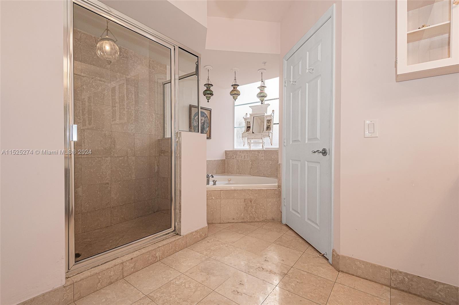 140 Meridian Ave 324, Miami Beach, Florida 33139, 2 Bedrooms Bedrooms, ,2 BathroomsBathrooms,Residential,For Sale,140 Meridian Ave 324,A11525274