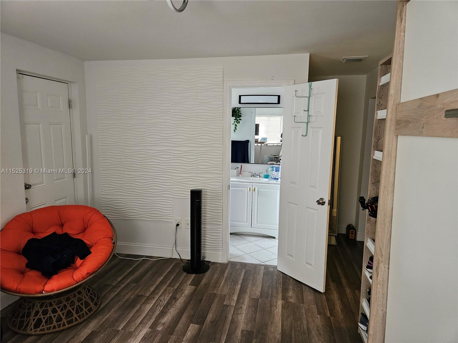 5801 NE 3rd Ave, Oakland Park, Florida 33334, 3 Bedrooms Bedrooms, ,2 BathroomsBathrooms,Residential,For Sale,5801 NE 3rd Ave,A11525319
