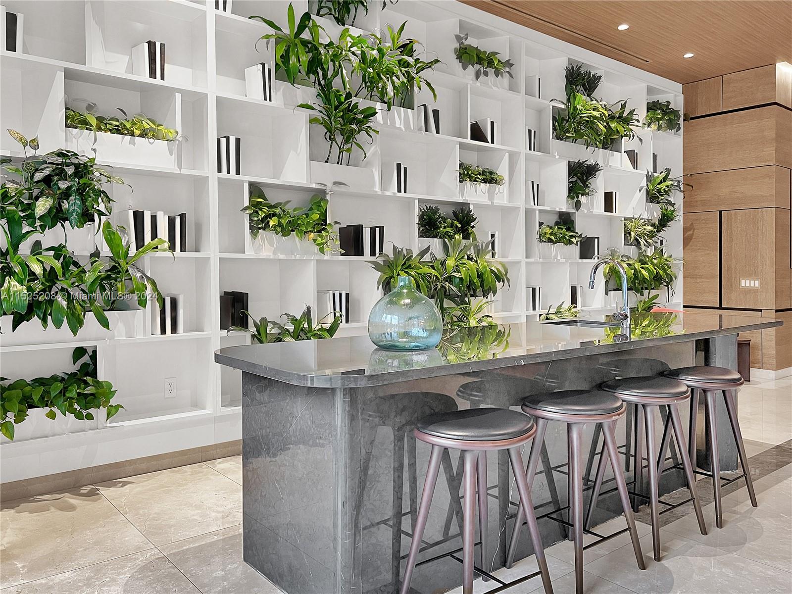 55 SW 9th St 4001, Miami, Florida 33130, 3 Bedrooms Bedrooms, ,3 BathroomsBathrooms,Residentiallease,For Rent,55 SW 9th St 4001,A11525208