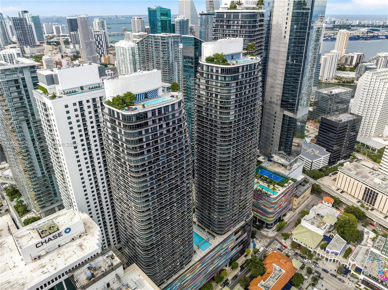 55 SW 9th St 4001, Miami, Florida 33130, 3 Bedrooms Bedrooms, ,3 BathroomsBathrooms,Residentiallease,For Rent,55 SW 9th St 4001,A11525208