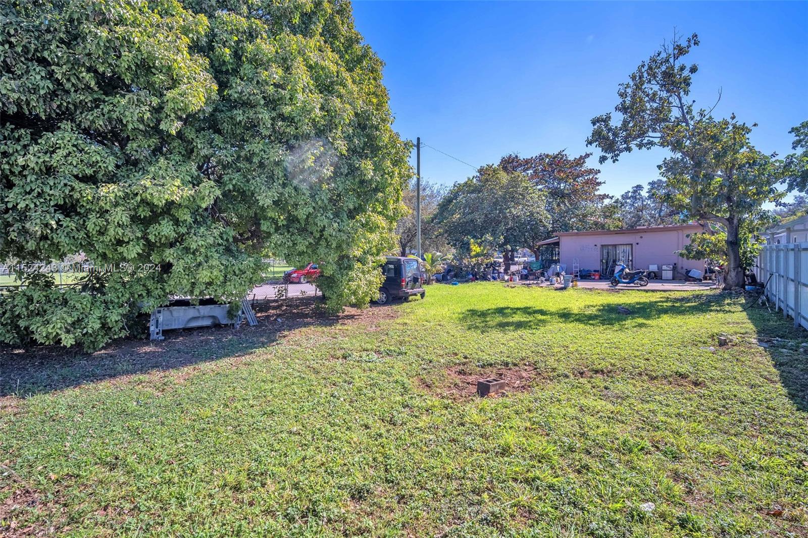 1860 NW 27th St, Miami, Florida 33142, ,Residentialincome,For Sale,1860 NW 27th St,A11524243