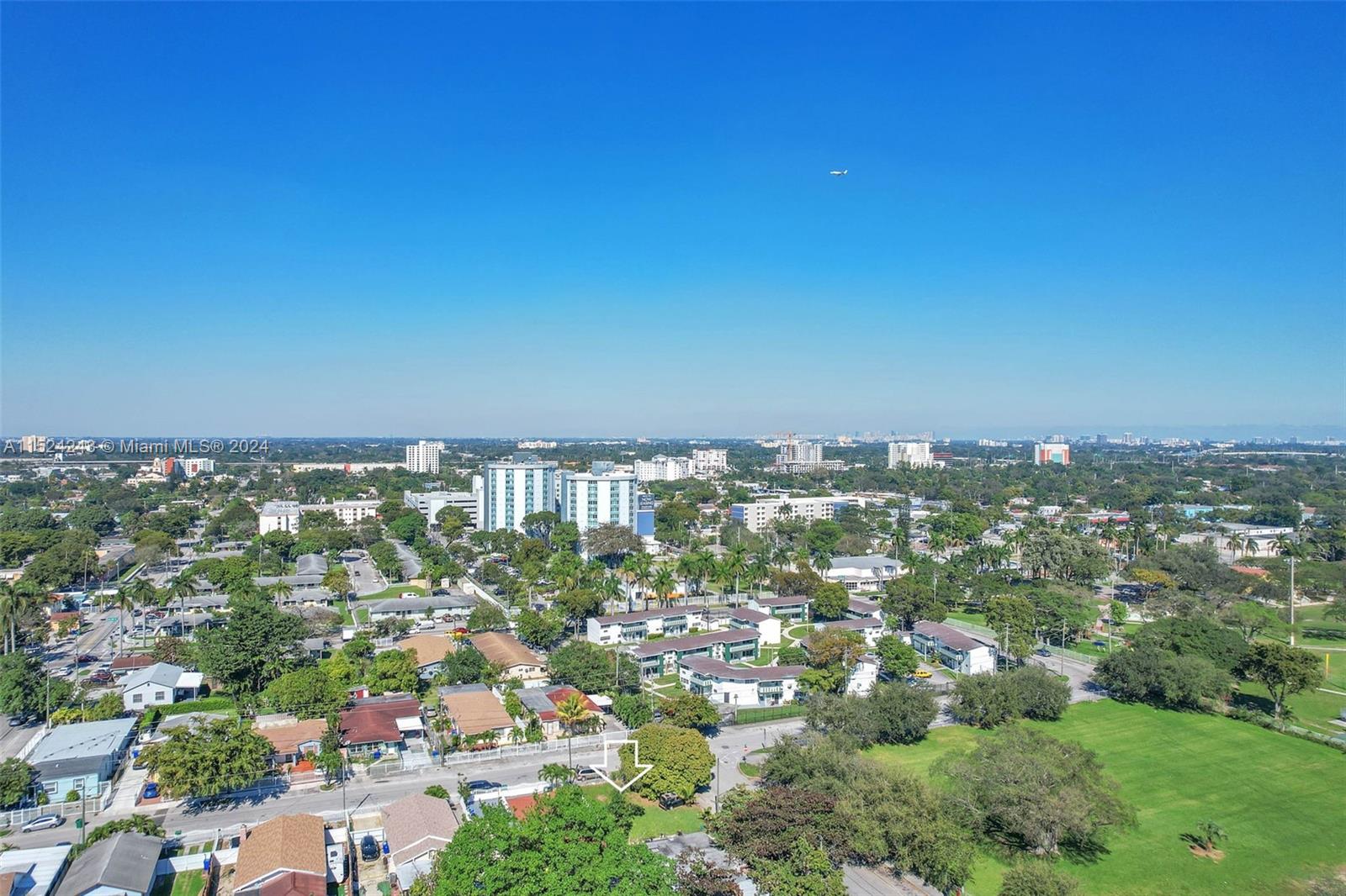 1860 NW 27th St, Miami, Florida 33142, ,Residentialincome,For Sale,1860 NW 27th St,A11524243