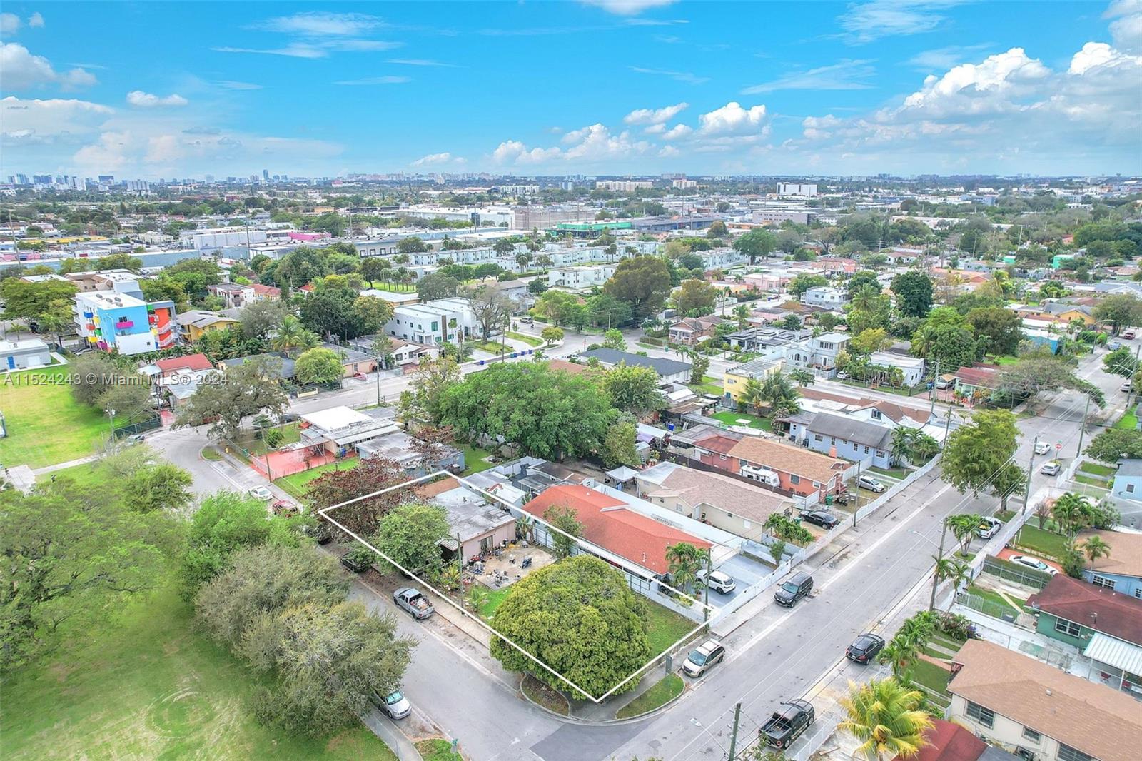 1860 NW 27th St, Miami, Florida 33142, ,Residentialincome,For Sale,1860 NW 27th St,A11524243