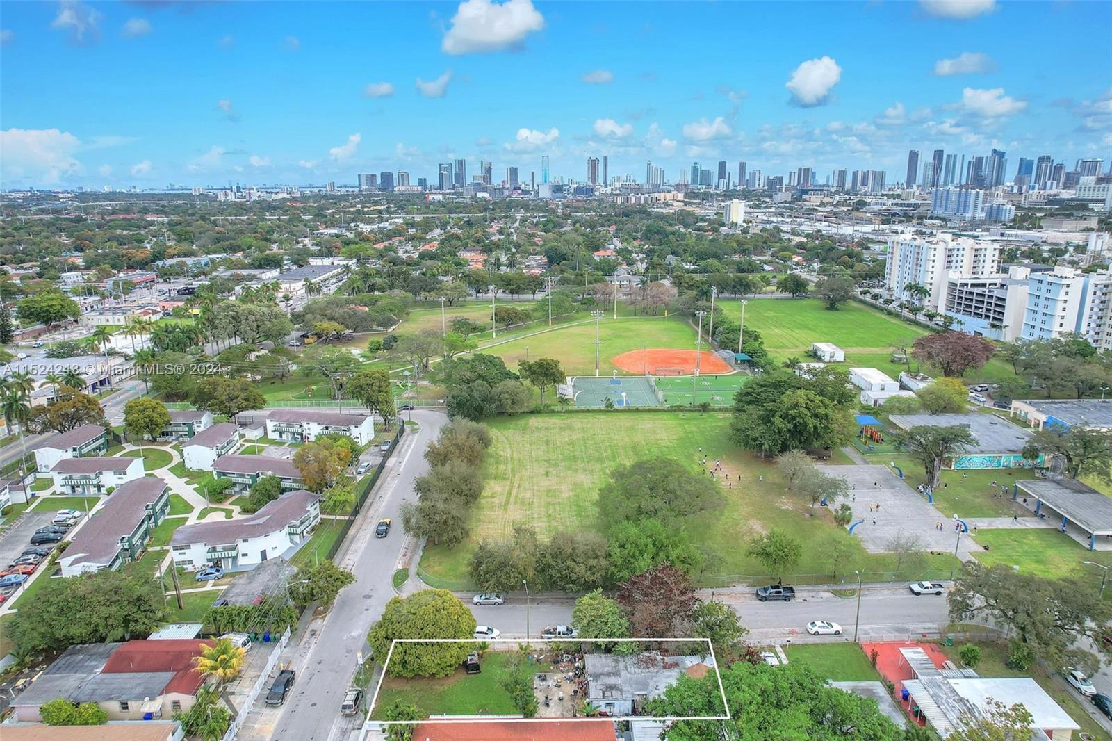 1860 NW 27th St, Miami, Florida 33142, ,Residentialincome,For Sale,1860 NW 27th St,A11524243