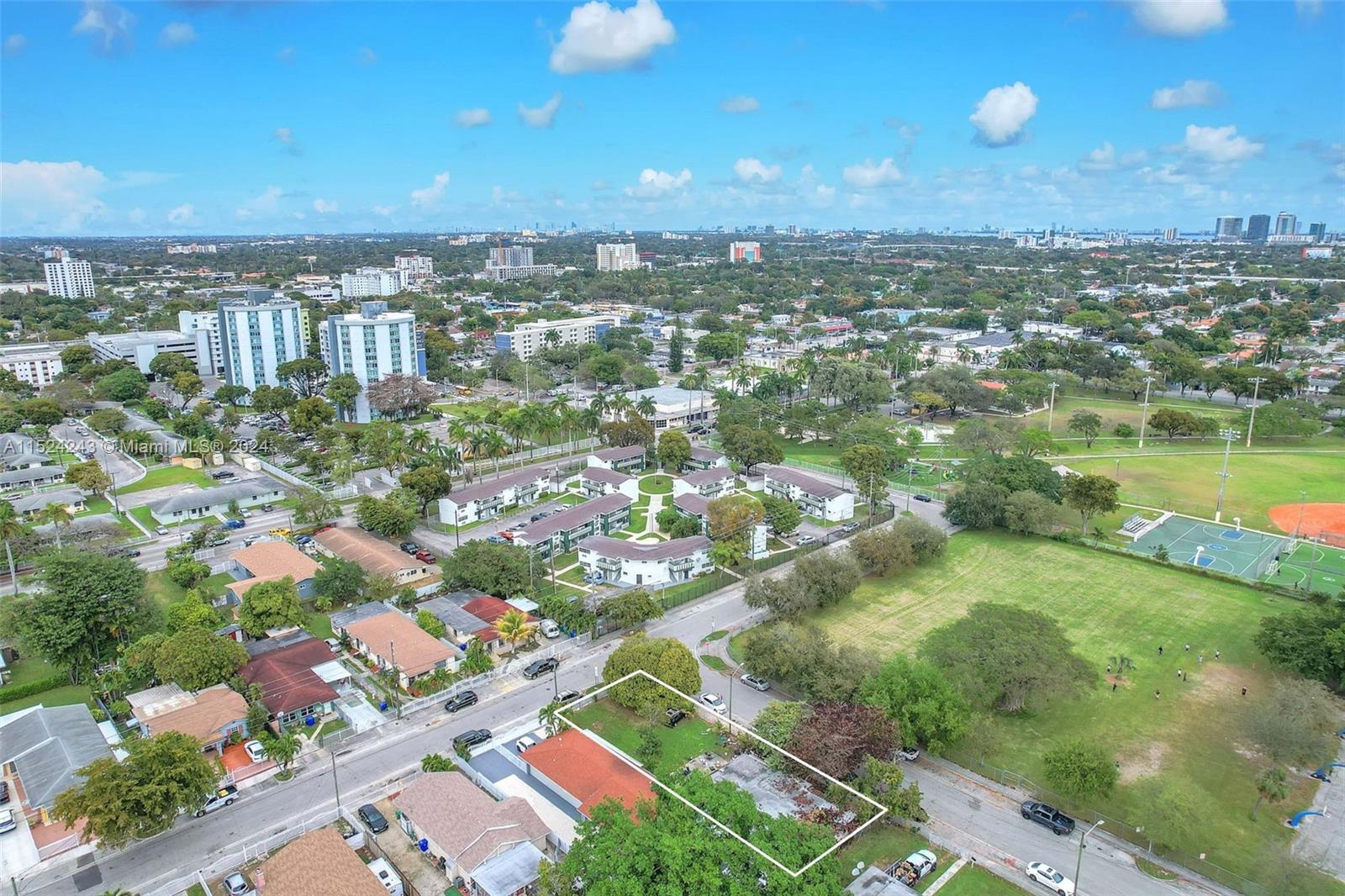 1860 NW 27th St, Miami, Florida 33142, ,Residentialincome,For Sale,1860 NW 27th St,A11524243