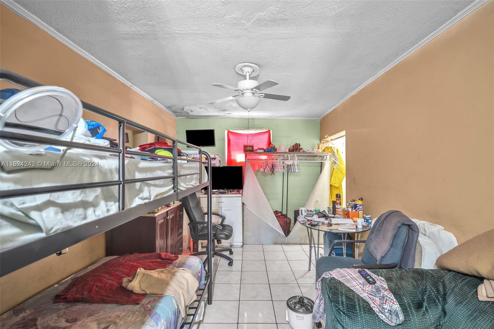 1860 NW 27th St, Miami, Florida 33142, ,Residentialincome,For Sale,1860 NW 27th St,A11524243