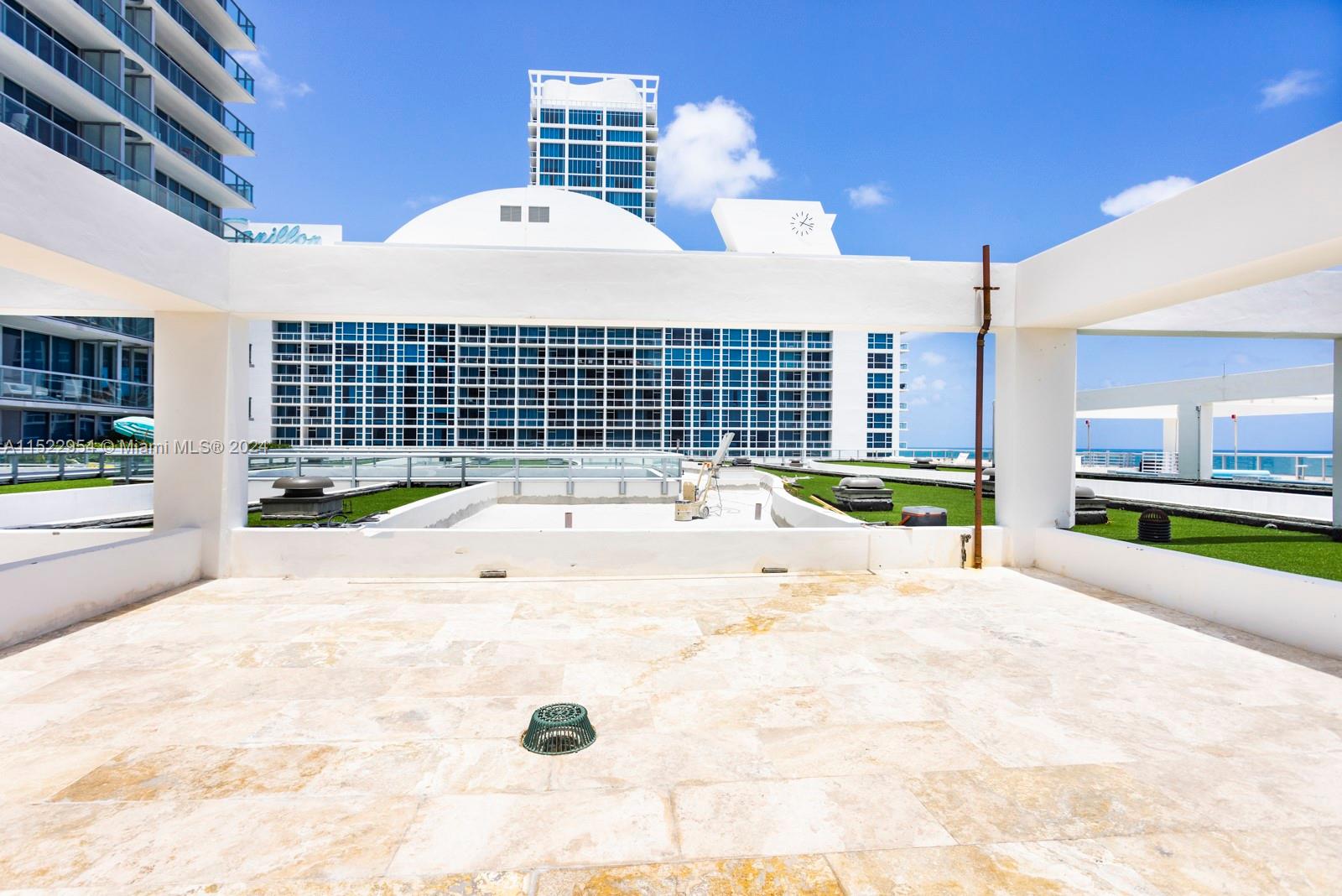 6799 Collins Ave 507, Miami Beach, Florida 33141, 1 Bedroom Bedrooms, ,1 BathroomBathrooms,Residential,For Sale,6799 Collins Ave 507,A11522954