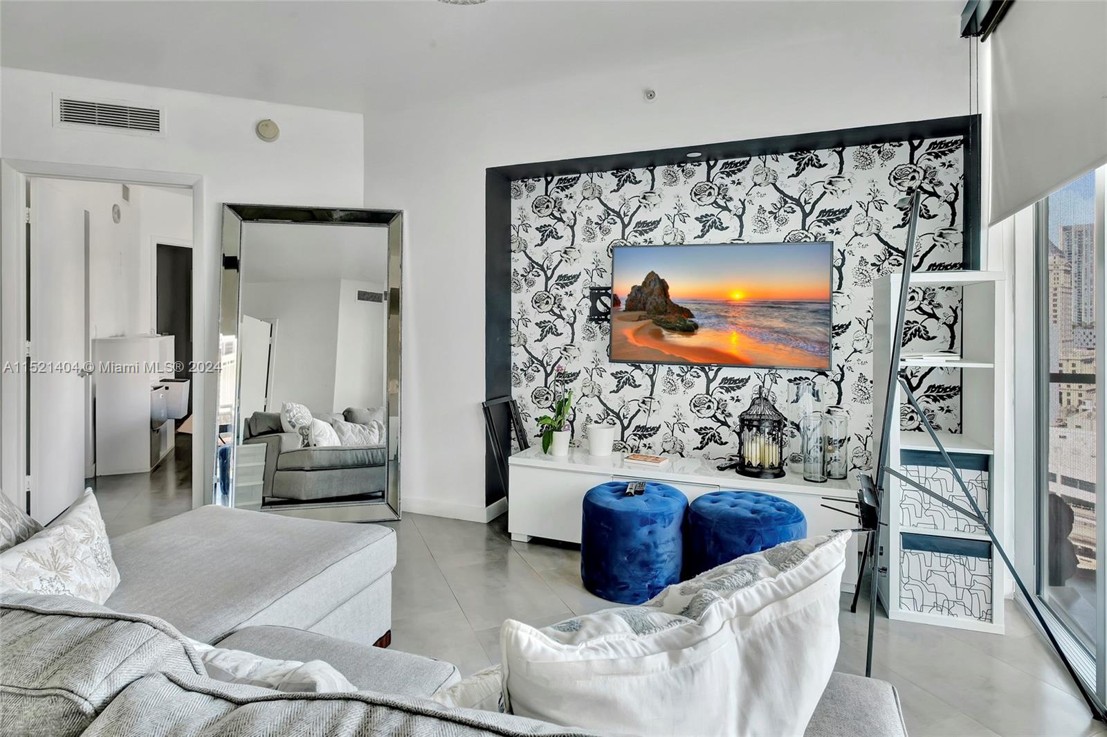 350 S Miami Ave 1703, Miami, Florida 33130, 2 Bedrooms Bedrooms, ,2 BathroomsBathrooms,Residential,For Sale,350 S Miami Ave 1703,A11521404