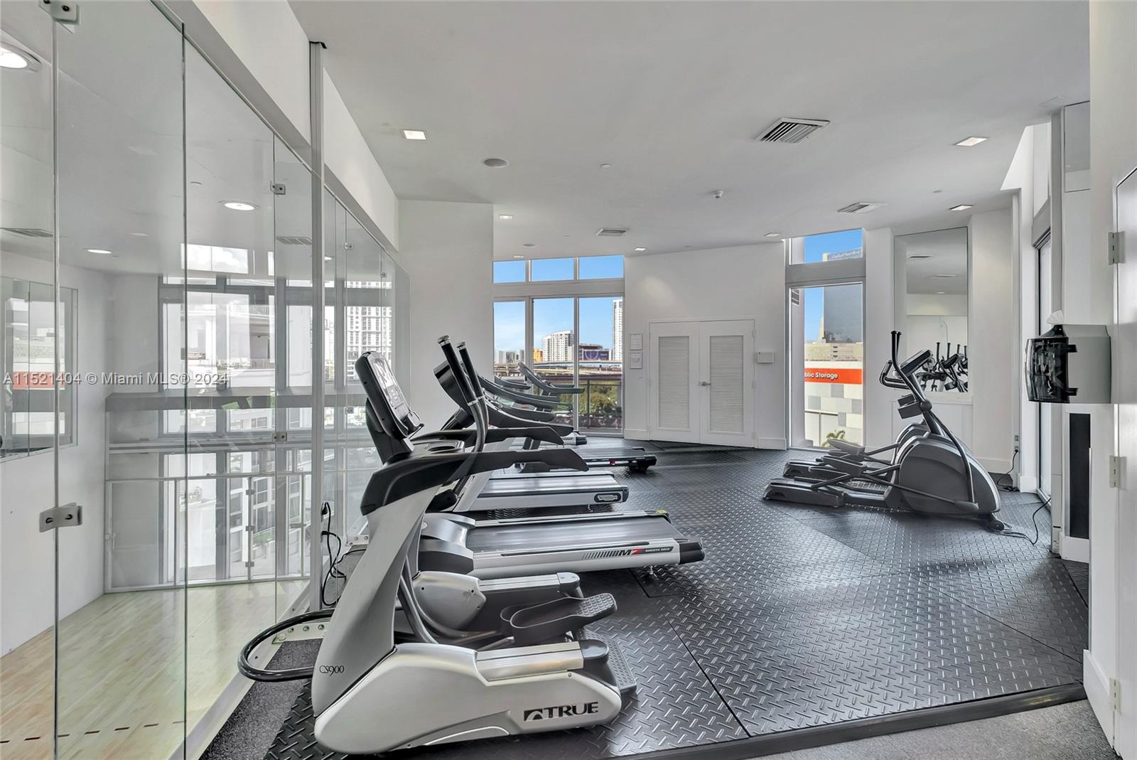 350 S Miami Ave 1703, Miami, Florida 33130, 2 Bedrooms Bedrooms, ,2 BathroomsBathrooms,Residential,For Sale,350 S Miami Ave 1703,A11521404