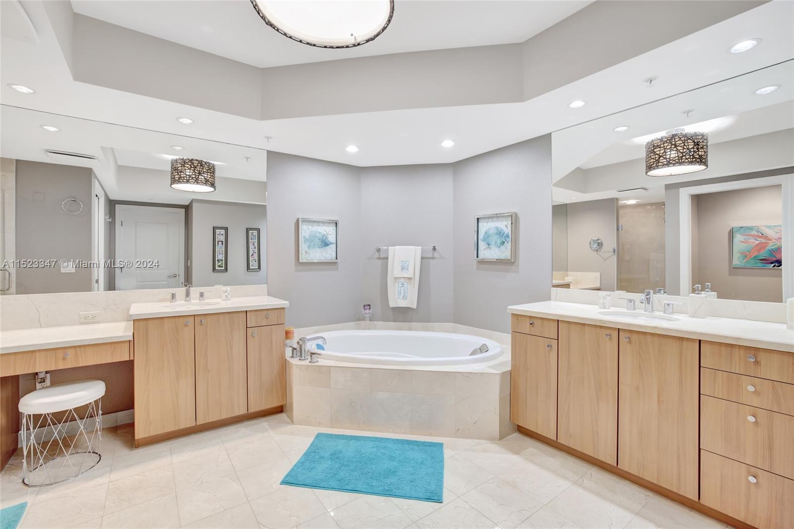 1 N Ocean Blvd 502, Pompano Beach, Florida 33062, 2 Bedrooms Bedrooms, ,2 BathroomsBathrooms,Residentiallease,For Rent,1 N Ocean Blvd 502,A11523347