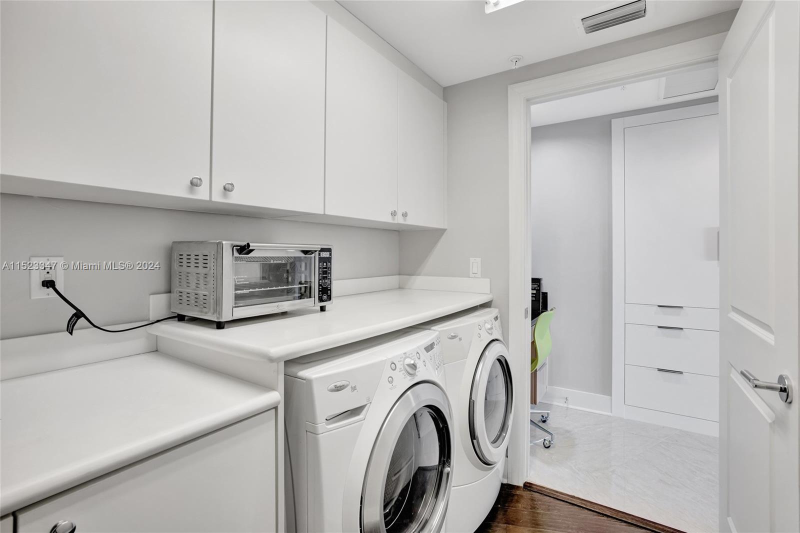 1 N Ocean Blvd 502, Pompano Beach, Florida 33062, 2 Bedrooms Bedrooms, ,2 BathroomsBathrooms,Residentiallease,For Rent,1 N Ocean Blvd 502,A11523347
