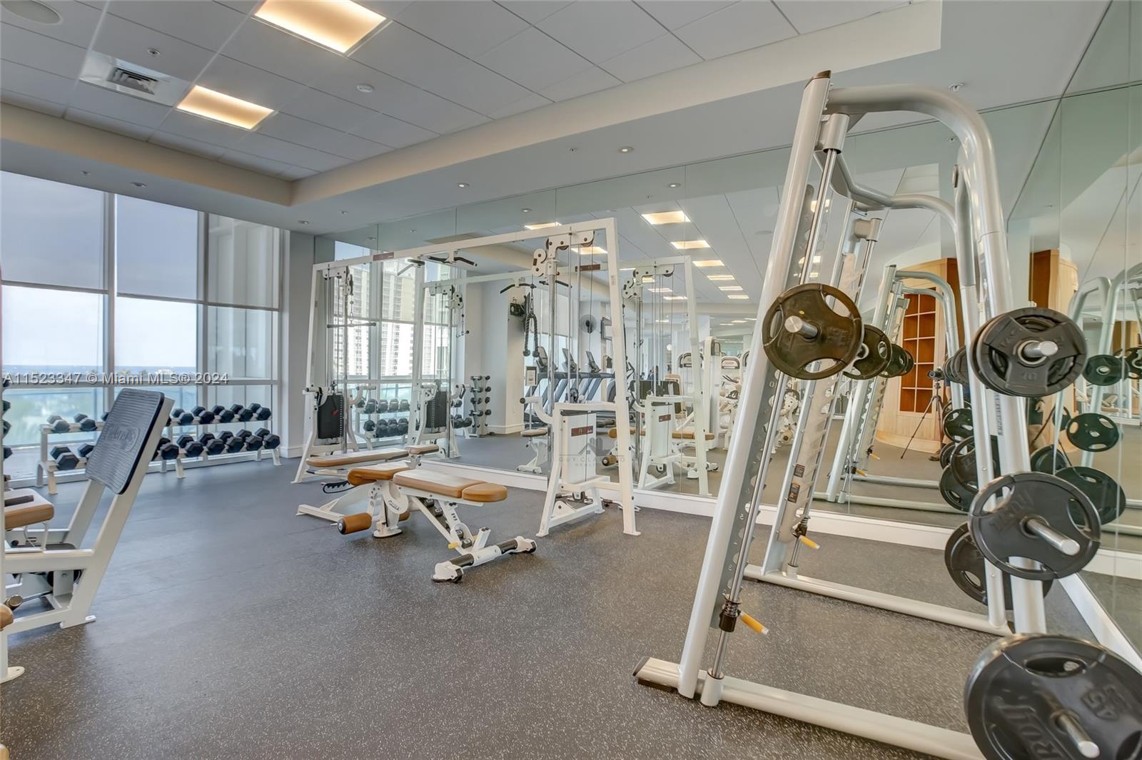 1 N Ocean Blvd 502, Pompano Beach, Florida 33062, 2 Bedrooms Bedrooms, ,2 BathroomsBathrooms,Residentiallease,For Rent,1 N Ocean Blvd 502,A11523347
