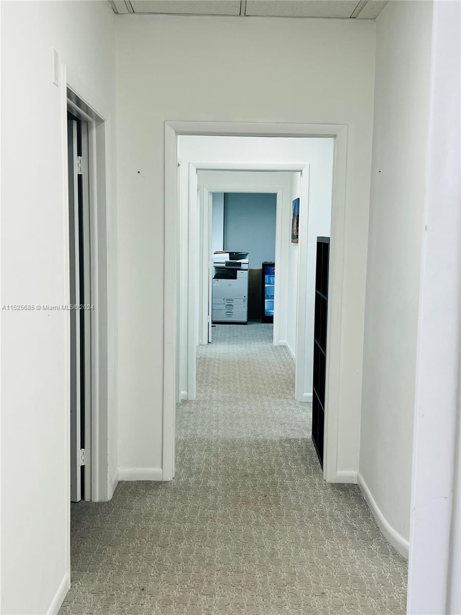 2555 Collins Ave C-7, Miami Beach, Florida 33140, ,Commercialsale,For Sale,2555 Collins Ave C-7,A11525685
