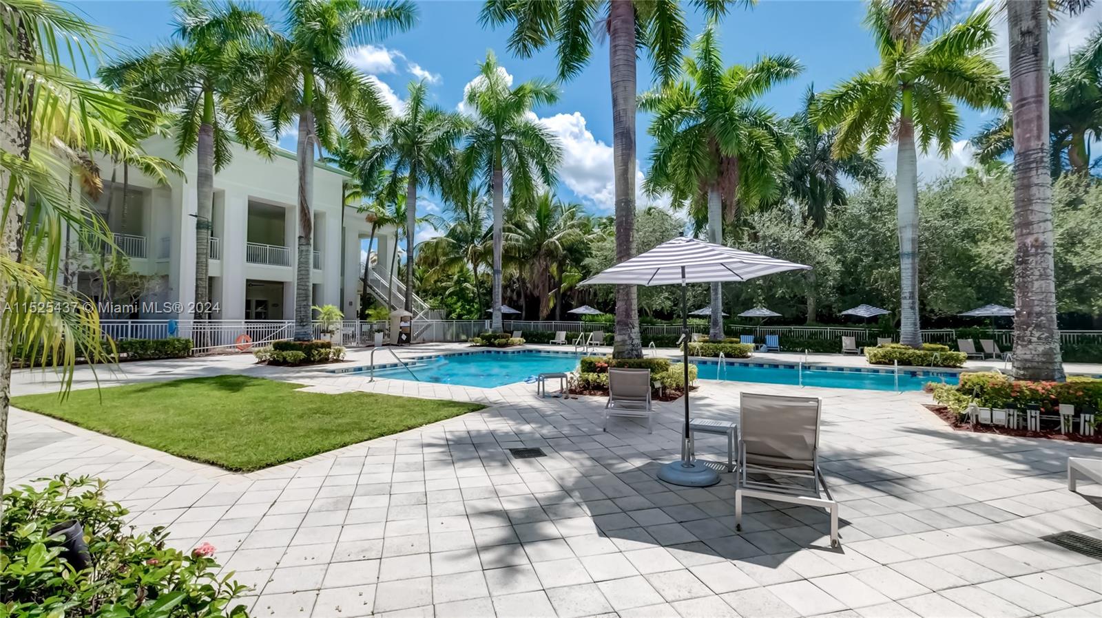 5300 NW 87th Ave 709, Doral, Florida 33178, 1 Bedroom Bedrooms, ,2 BathroomsBathrooms,Residential,For Sale,5300 NW 87th Ave 709,A11525437