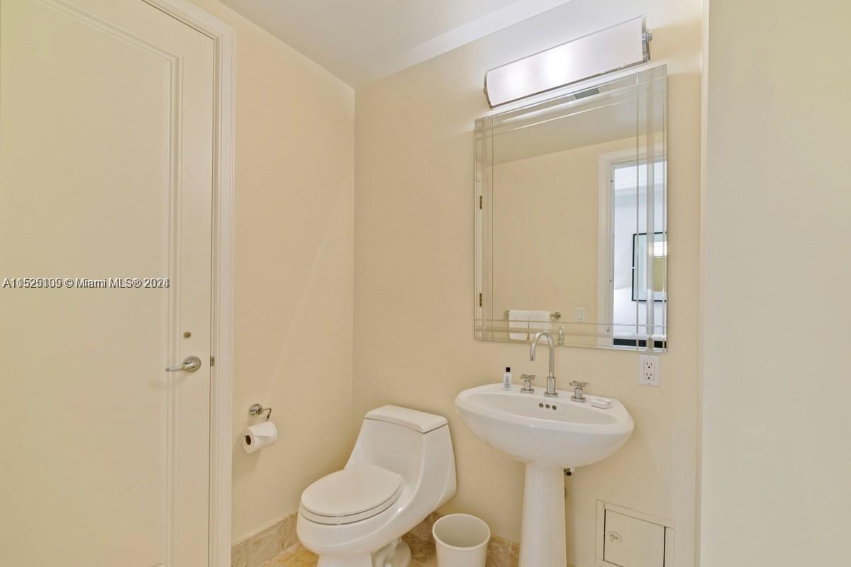 1435 Brickell Ave 3412, Miami, Florida 33131, 2 Bedrooms Bedrooms, ,2 BathroomsBathrooms,Residentiallease,For Rent,1435 Brickell Ave 3412,A11525109