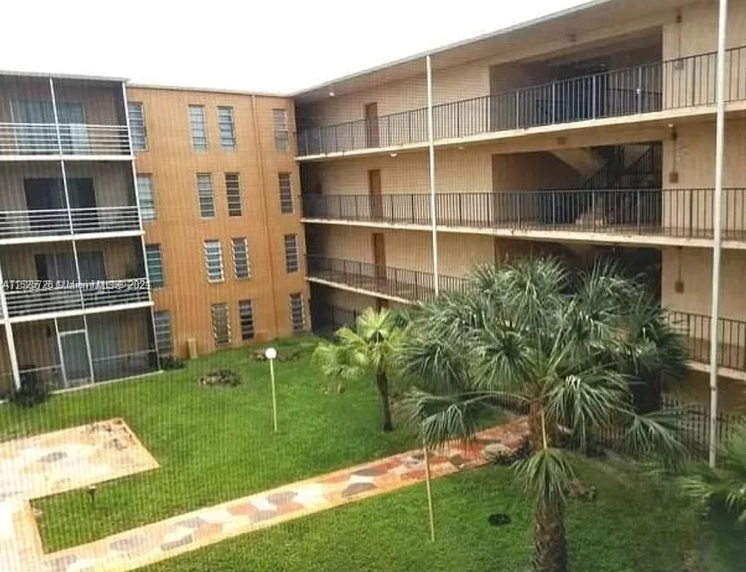 4848 NW 24th Ct 310, Lauderdale Lakes, Florida 33313, 1 Bedroom Bedrooms, ,1 BathroomBathrooms,Residentiallease,For Rent,4848 NW 24th Ct 310,A11525726