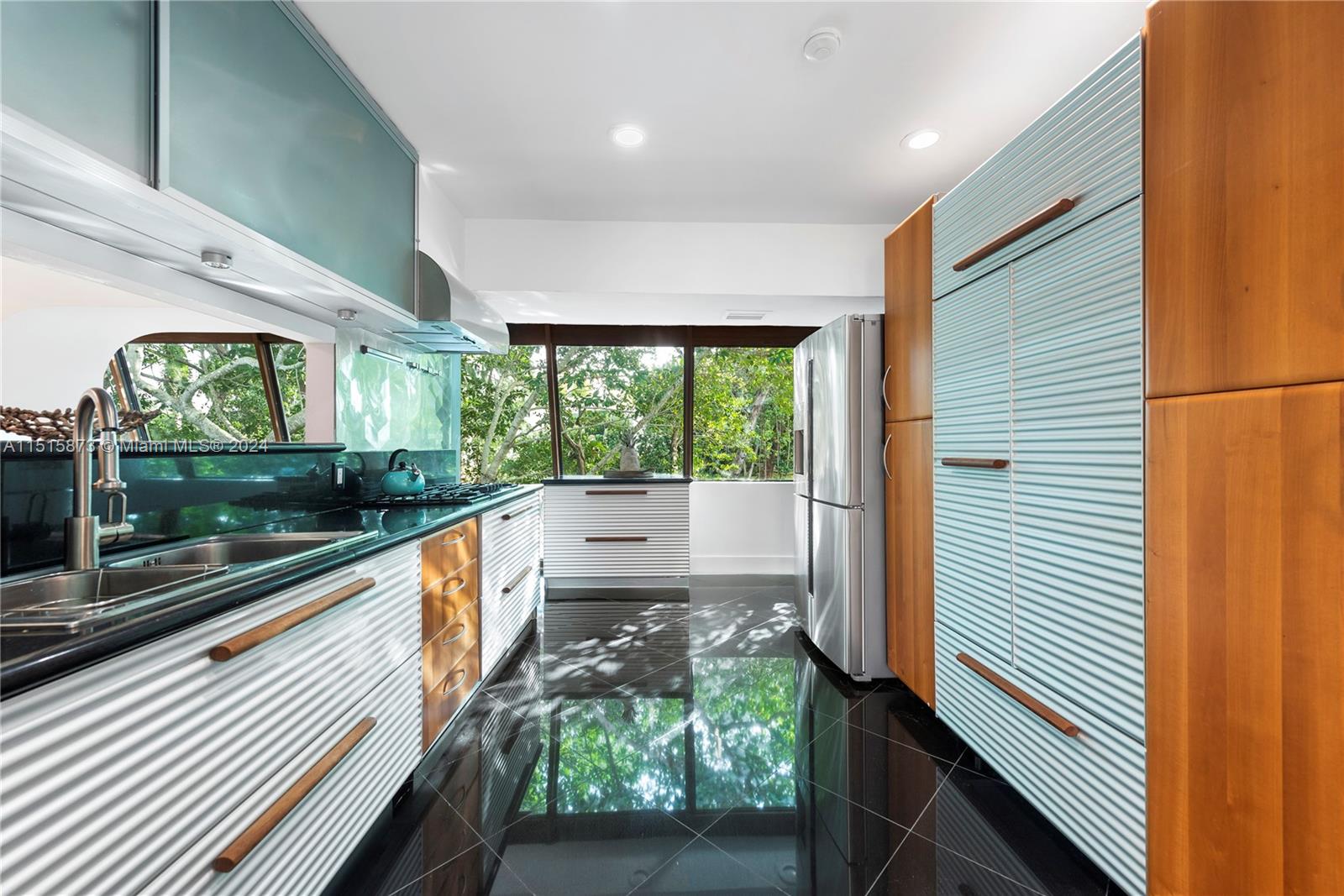 19860 NE 24th Ct, Miami, Florida 33180, 6 Bedrooms Bedrooms, ,3 BathroomsBathrooms,Residentiallease,For Rent,19860 NE 24th Ct,A11515873