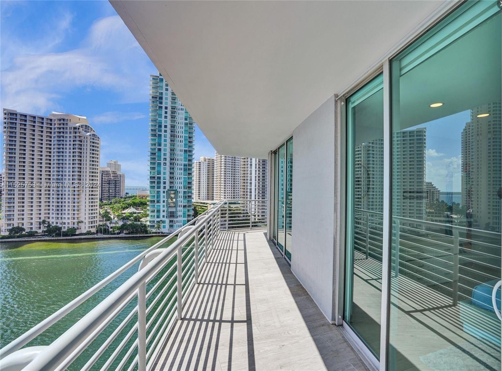 325 S Biscayne Blvd 4123, Miami, Florida 33131, 3 Bedrooms Bedrooms, ,2 BathroomsBathrooms,Residential,For Sale,325 S Biscayne Blvd 4123,A11525753