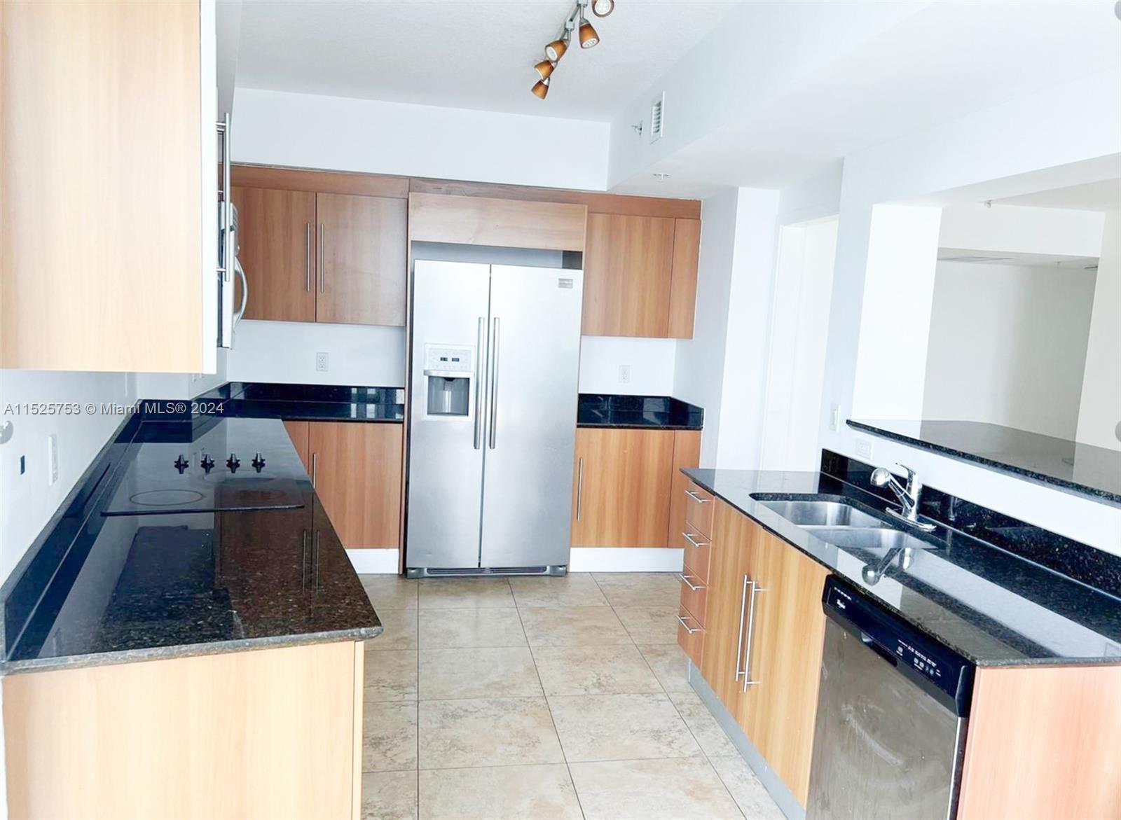 325 S Biscayne Blvd 4123, Miami, Florida 33131, 3 Bedrooms Bedrooms, ,2 BathroomsBathrooms,Residential,For Sale,325 S Biscayne Blvd 4123,A11525753