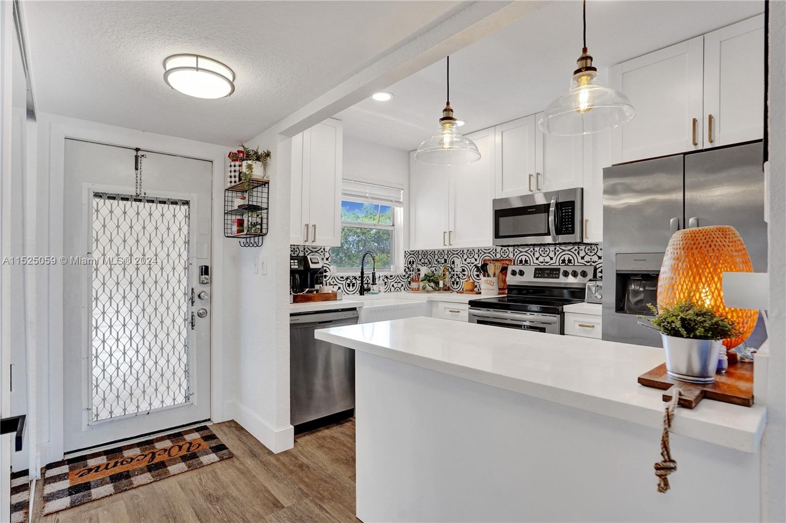 2801 N Pine Island Rd 312, Sunrise, Florida 33322, 2 Bedrooms Bedrooms, ,2 BathroomsBathrooms,Residential,For Sale,2801 N Pine Island Rd 312,A11525059