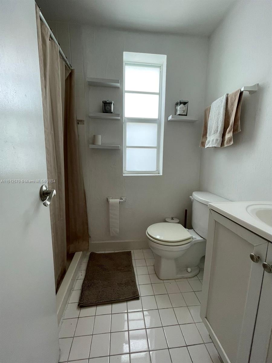 1241 14th St 9, Miami Beach, Florida 33139, ,1 BathroomBathrooms,Residentiallease,For Rent,1241 14th St 9,A11512570