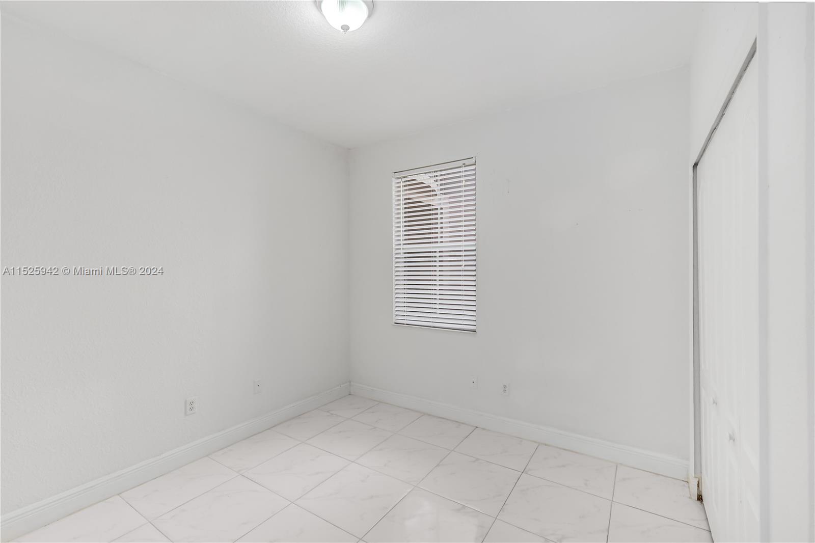 4381 SW 160th Ave 101, Miramar, Florida 33027, 3 Bedrooms Bedrooms, ,2 BathroomsBathrooms,Residentiallease,For Rent,4381 SW 160th Ave 101,A11525942