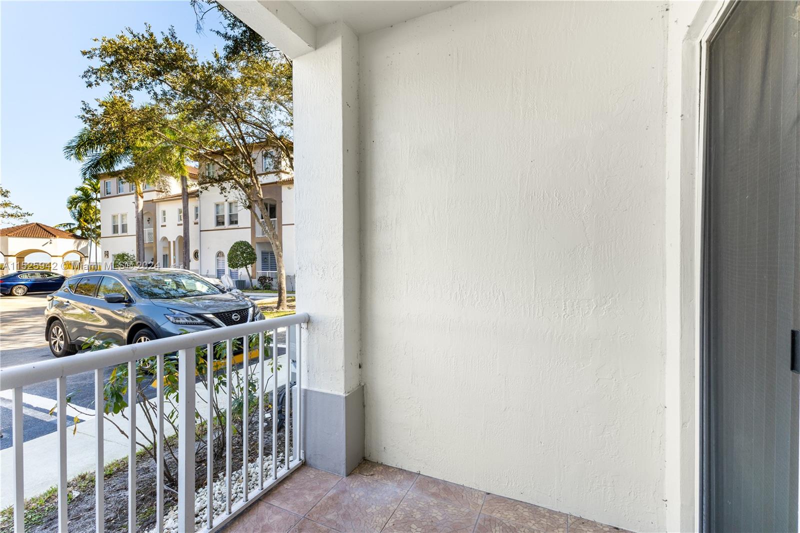 4381 SW 160th Ave 101, Miramar, Florida 33027, 3 Bedrooms Bedrooms, ,2 BathroomsBathrooms,Residentiallease,For Rent,4381 SW 160th Ave 101,A11525942