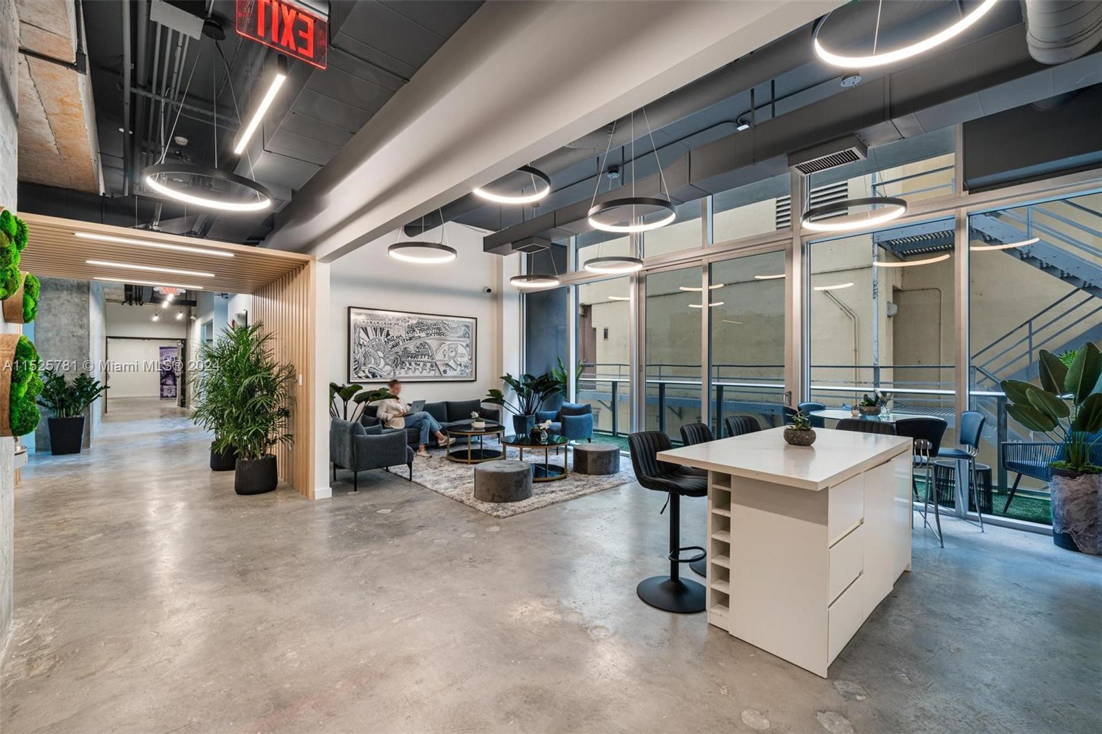 151 SE 1st St CU-5, Miami, Florida 33131, ,Commerciallease,For Rent,151 SE 1st St CU-5,A11525781