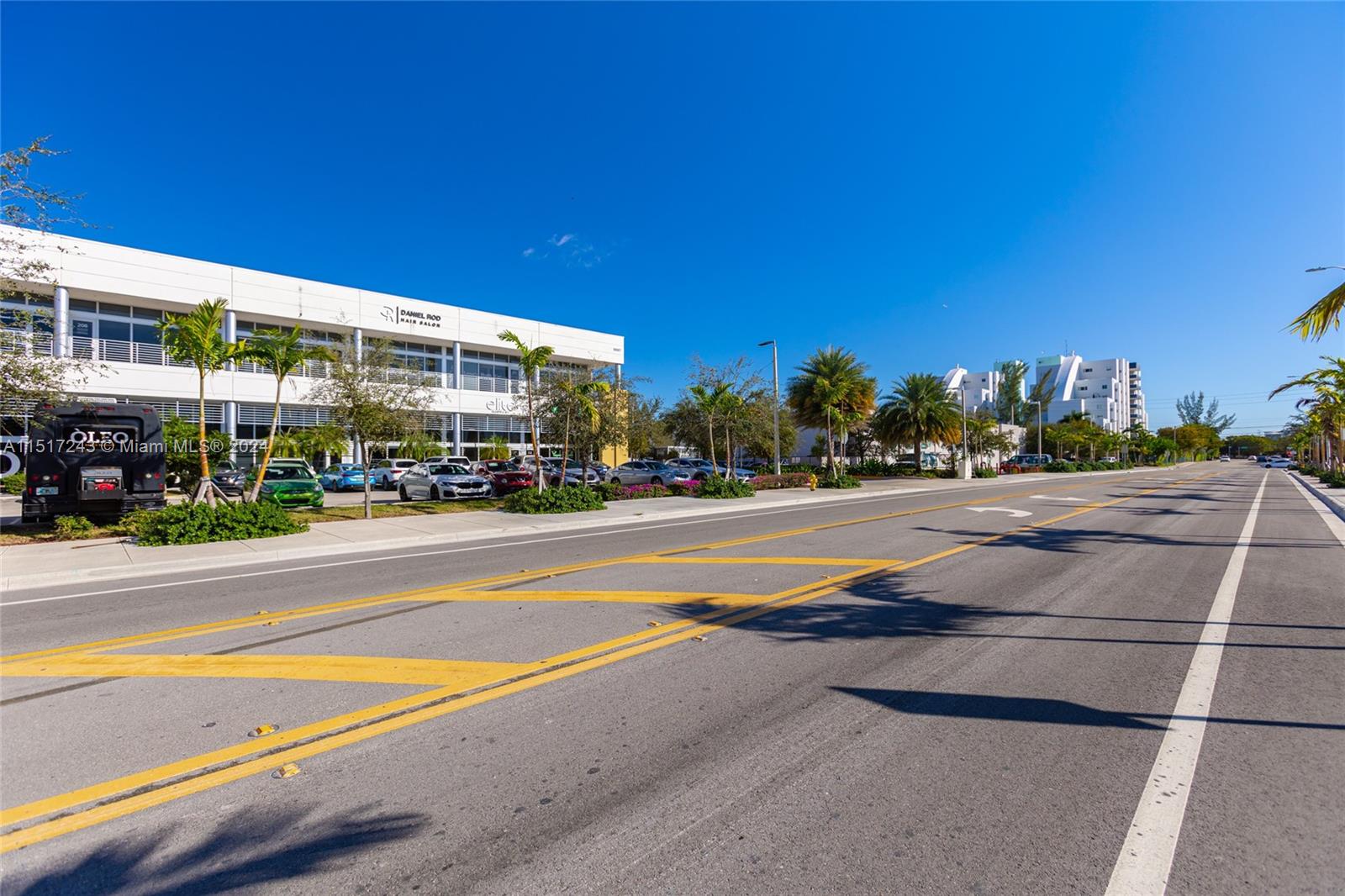 10887 NW 17th St #112, Sweetwater, Florida 33172, ,Businessopportunity,For Sale,10887 NW 17th St #112,A11517243