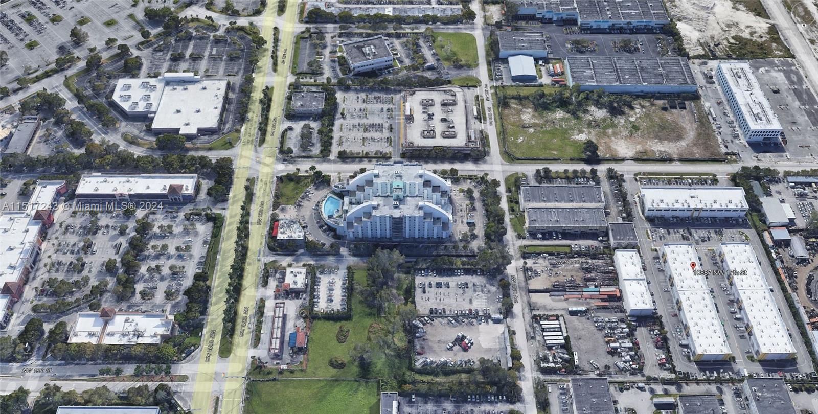 10887 NW 17th St #112, Sweetwater, Florida 33172, ,Businessopportunity,For Sale,10887 NW 17th St #112,A11517243
