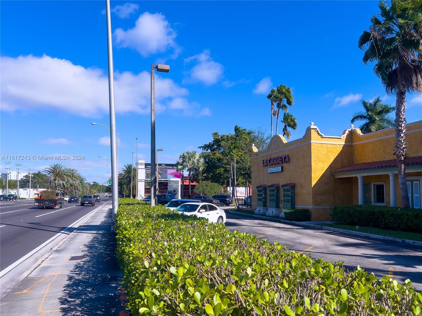 10887 NW 17th St #112, Sweetwater, Florida 33172, ,Businessopportunity,For Sale,10887 NW 17th St #112,A11517243