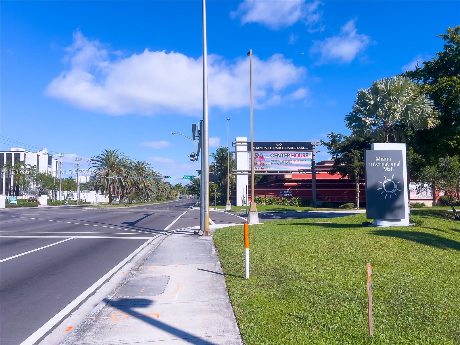 10887 NW 17th St 112, Sweetwater, Florida 33172, ,Commercialsale,For Sale,10887 NW 17th St 112,A11517251
