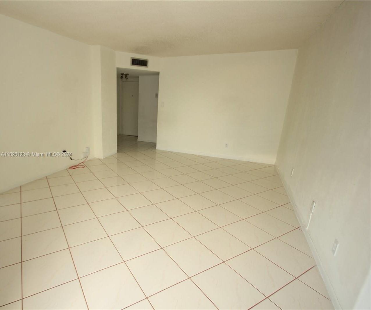 16558 NE 26th Ave 4H, North Miami Beach, Florida 33160, 1 Bedroom Bedrooms, ,1 BathroomBathrooms,Residential,For Sale,16558 NE 26th Ave 4H,A11526123