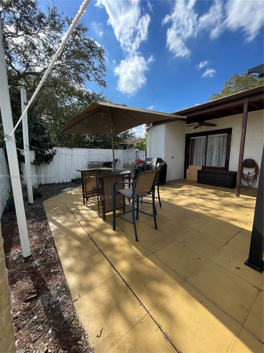 1744 NW 71st Ave 117, Plantation, Florida 33313, 2 Bedrooms Bedrooms, ,2 BathroomsBathrooms,Residential,For Sale,1744 NW 71st Ave 117,A11526420
