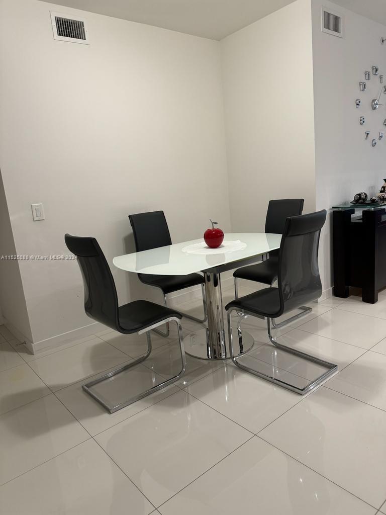 7751 NW 107th Ave 316, Doral, Florida 33178, 3 Bedrooms Bedrooms, ,2 BathroomsBathrooms,Residential,For Sale,7751 NW 107th Ave 316,A11525088