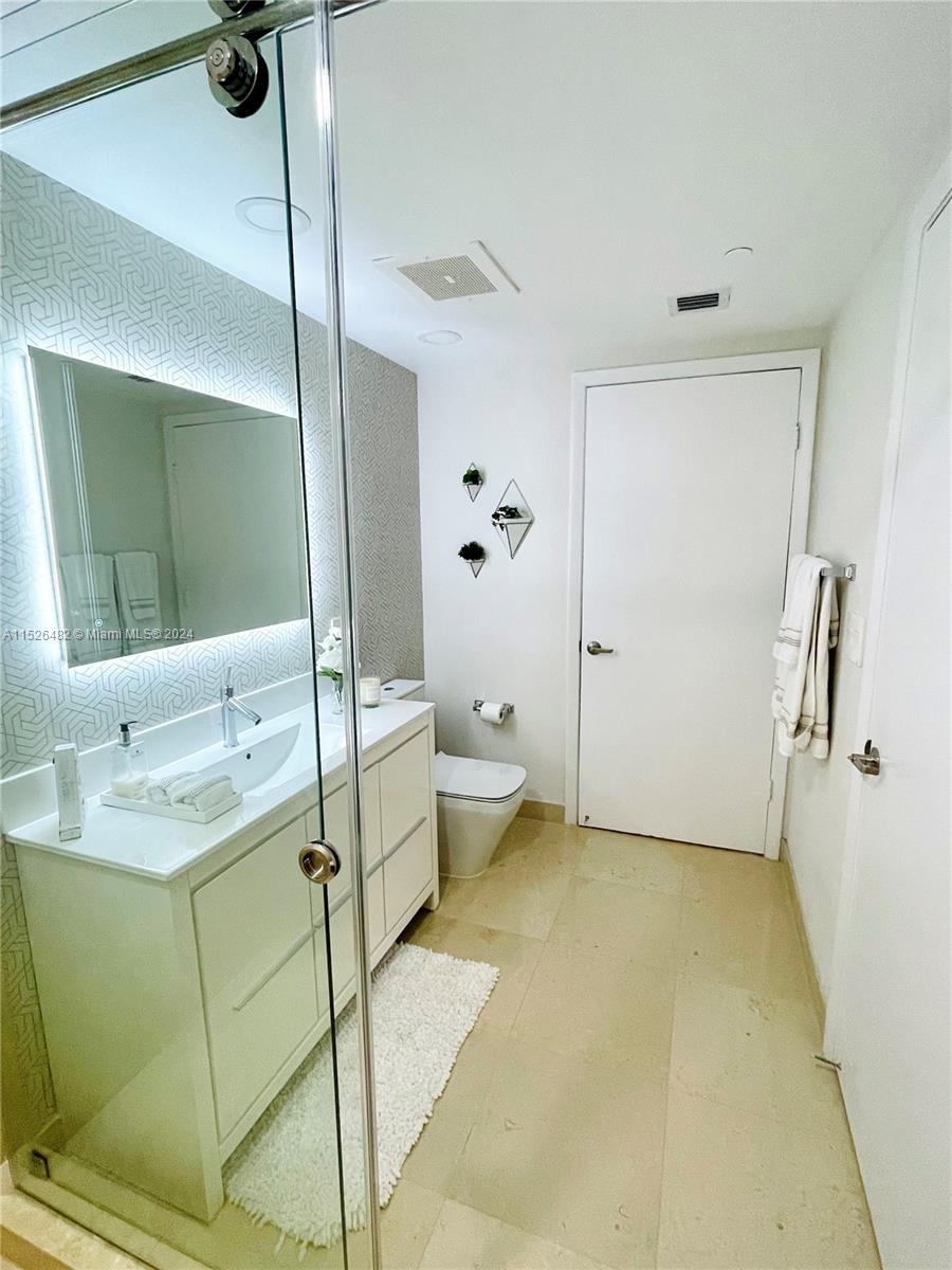 495 Brickell Ave 1201, Miami, Florida 33131, 3 Bedrooms Bedrooms, ,2 BathroomsBathrooms,Residentiallease,For Rent,495 Brickell Ave 1201,A11526482