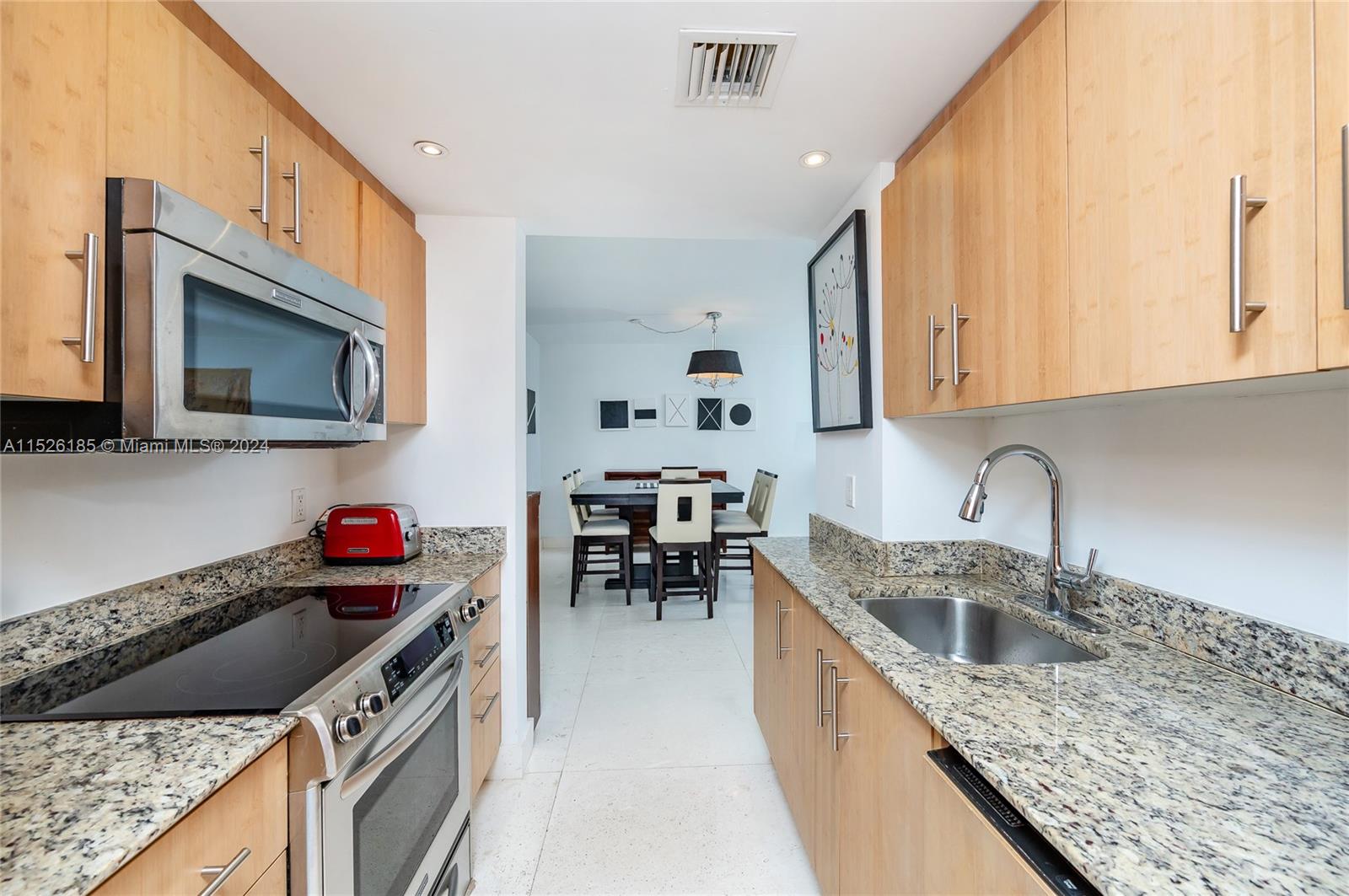 10275 Collins Ave 217, Bal Harbour, Florida 33154, 2 Bedrooms Bedrooms, ,2 BathroomsBathrooms,Residential,For Sale,10275 Collins Ave 217,A11526185