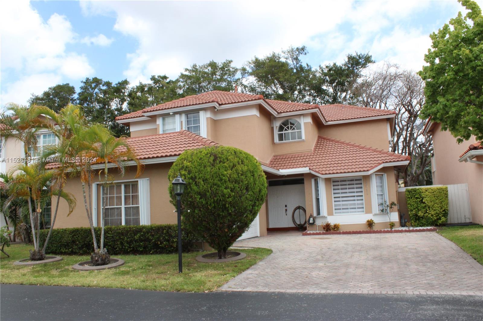 15311 SW 108th Ter  For Sale A11526481, FL