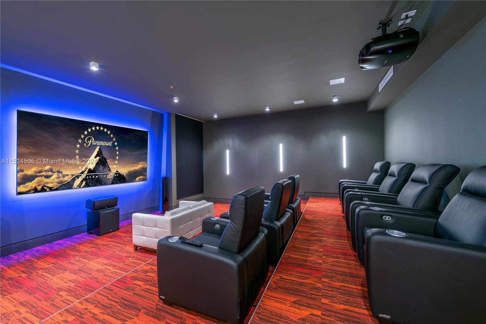 440 S Hibiscus Dr, Miami Beach, Florida 33139, 5 Bedrooms Bedrooms, ,5 BathroomsBathrooms,Residentiallease,For Rent,440 S Hibiscus Dr,A11524505