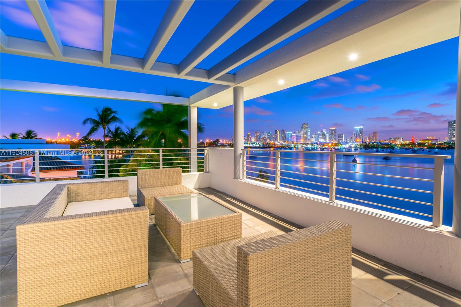 440 S Hibiscus Dr, Miami Beach, Florida 33139, 5 Bedrooms Bedrooms, ,5 BathroomsBathrooms,Residentiallease,For Rent,440 S Hibiscus Dr,A11524505