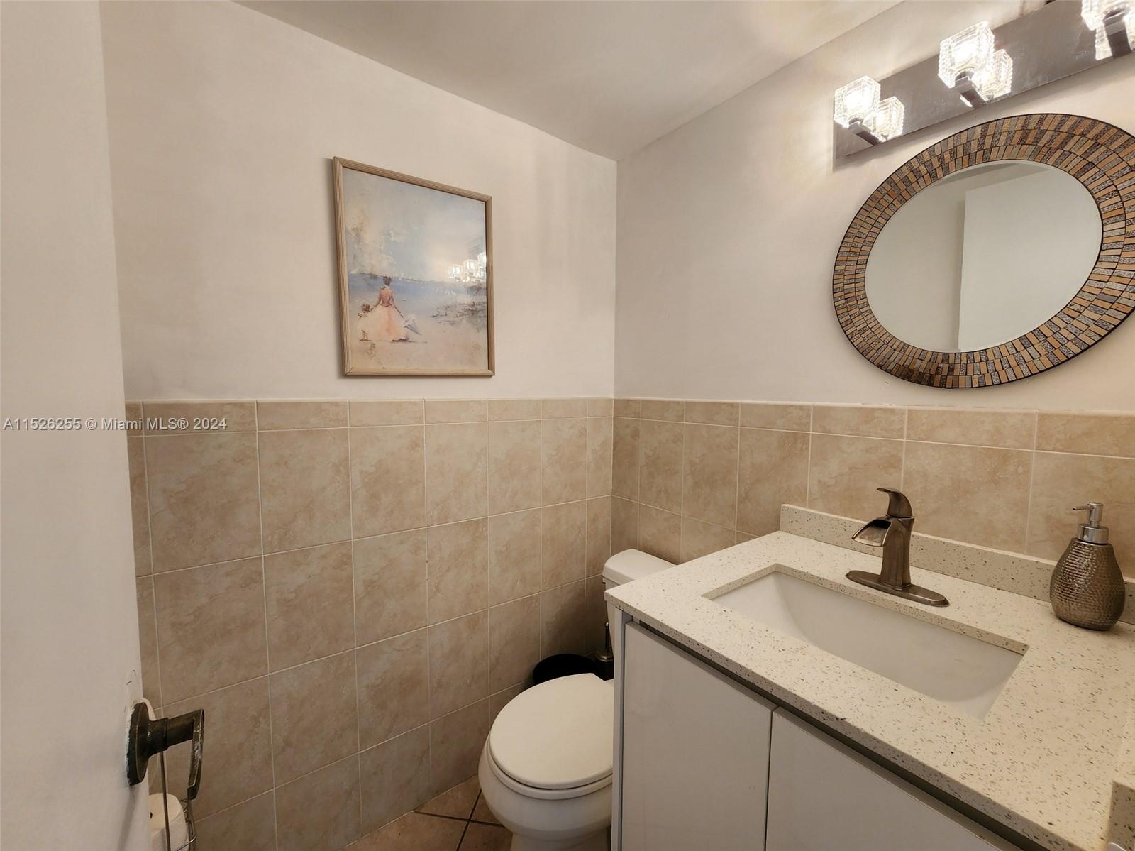 6969 Collins Ave 404, Miami Beach, Florida 33141, 1 Bedroom Bedrooms, ,1 BathroomBathrooms,Residential,For Sale,6969 Collins Ave 404,A11526255