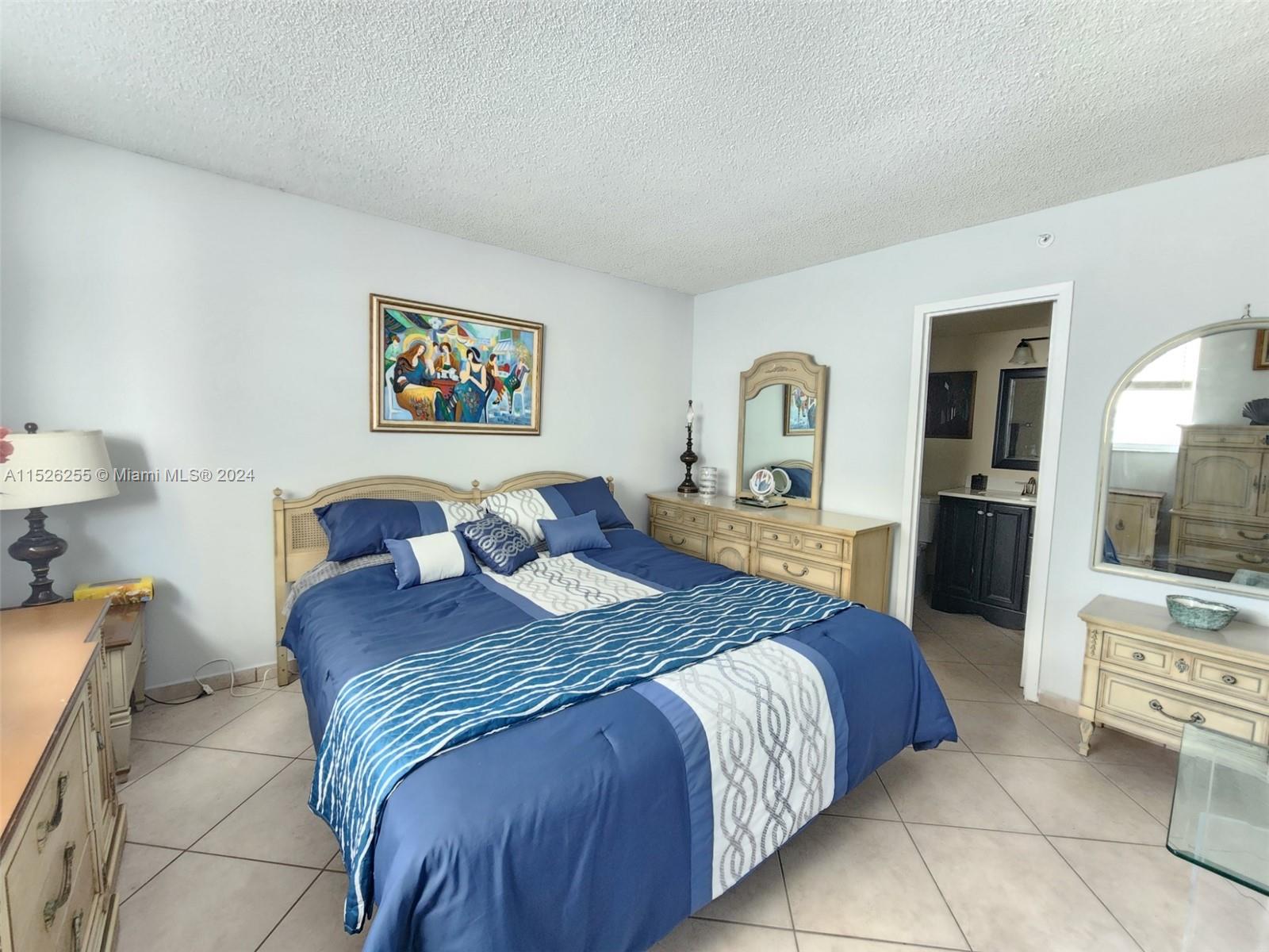 6969 Collins Ave 404, Miami Beach, Florida 33141, 1 Bedroom Bedrooms, ,1 BathroomBathrooms,Residential,For Sale,6969 Collins Ave 404,A11526255