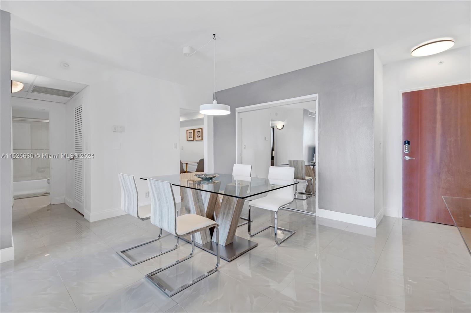 3801 S Ocean Dr 9R, Hollywood, Florida 33019, 1 Bedroom Bedrooms, ,1 BathroomBathrooms,Residential,For Sale,3801 S Ocean Dr 9R,A11526630